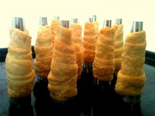 Трубочки из слоеного теста 10 рецептов. ТРУБОЧКИ ИЗ СЛОЕНОГО ТЕСТА – ЛЮБИМЫЙ ДЕСЕРТ НАШЕГО ДЕТСТВА! 03