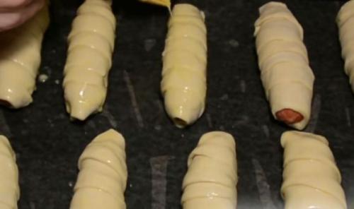 10 простых закусок из готового слоеного теста. Пошаговые рецепты закусок из слоёного теста