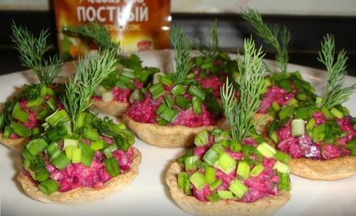Начинка для тарталеток с фасолью. Закусочные тарталетки овощные к праздничному столу на День рождения, Новый год: идеи, рецепты с фото, украшения. Рецепты овощных салатов для начинки тарталеток
