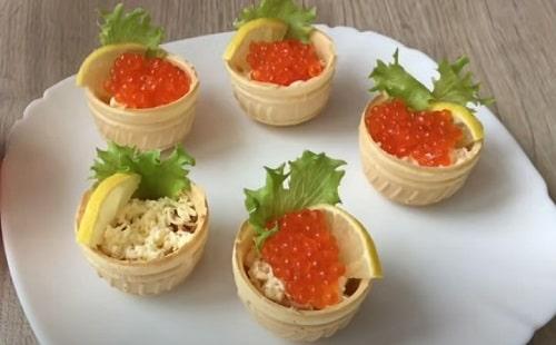 Самый вкусный рецепт начинка для тарталеток с икрой. Тарталетки с красной икрой – 12 рецептов на праздничный стол