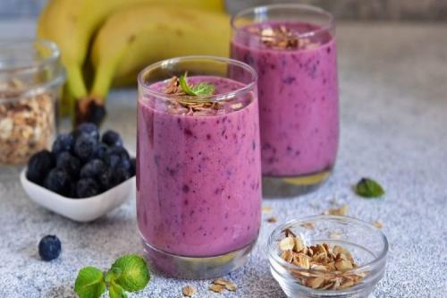 Что такое овощная смузи на кефире. 20 быстрых рецептов смузи с кефиром