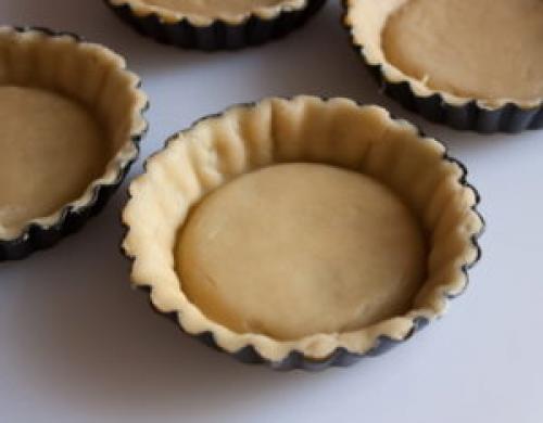 Тесто для тарталеток для салатов и закусок. Песочное тесто для тарталеток в домашних условиях 09