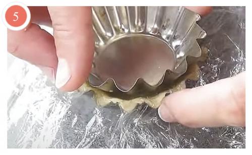 Тесто для тарталеток для салатов и закусок. Песочное тесто для тарталеток в домашних условиях