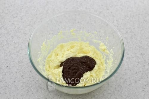 Быстро и вкусно: рецепт пирожных трубочек с кремом без слоеного теста 06