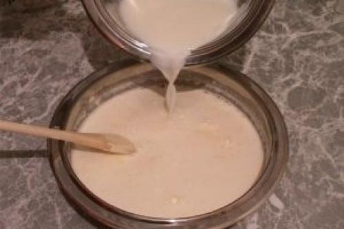 Можно ли запекать пирожные трубочки с кремом без слоеного теста в микроволновке. Эклеры в микроволновке