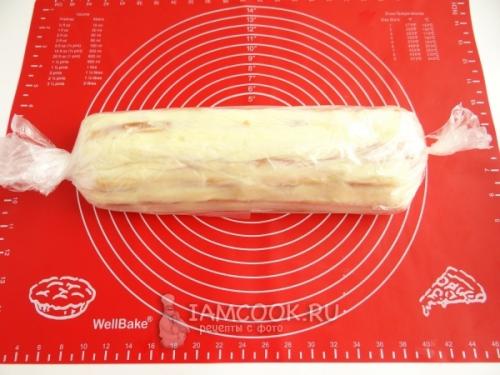 Новогодний торт полено из слоеного теста: простой рецепт для праздника 10