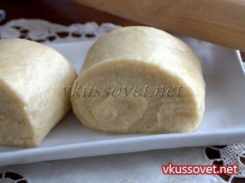 Слоеное тесто рецепт без масла. Слоеное тесто на растительном масле