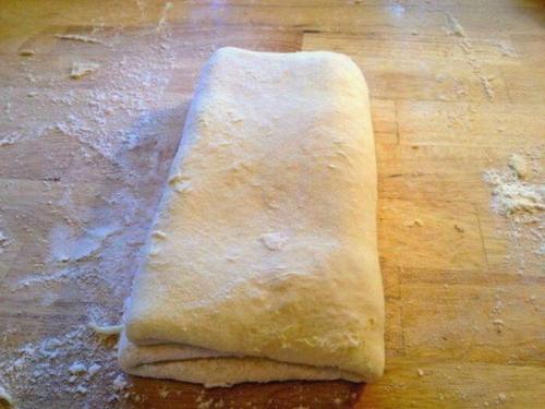 Воздушное и нежное слоеное тесто за несколько минут. Как приготовить слоеное дрожжевое тесто?