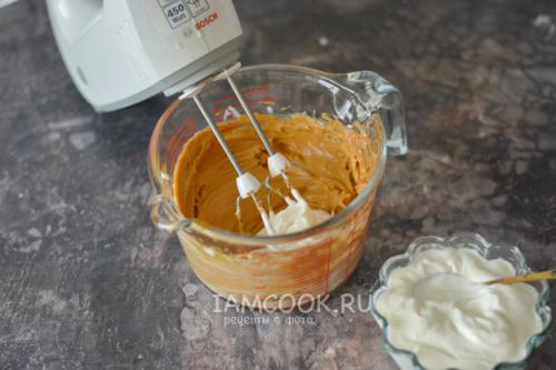 Вкусный и простой рецепт Наполеон торта из готового слоеного теста со сгущенкой 04