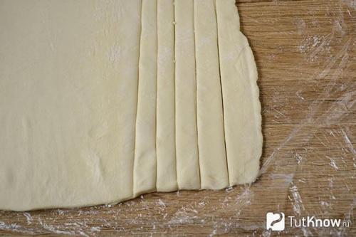 Торт полено из слоёного теста со вкусом: рецепт и подсказки 08 Торт полено из слоёного теста со вкусом: рецепт и подсказки 08