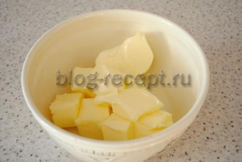 Как долго готовится Торт полено из слоеного теста со сгущенкой. Торт «Полено» из готового слоеного теста: 2 рецепта (с фото и видео)