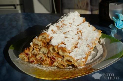 Что такое рулет полено из слоеного теста с вареной сгущенкой. Рецепт: Торот Поленница из слоеного теста со сливочным кремом из вареной сгущенки - по мотивам торта Монастырская изба