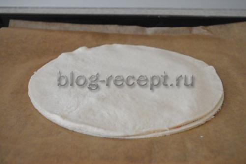 Пирог из слоеного теста с вареньем. Простой и быстрый пирог из слоеного теста с вареньем