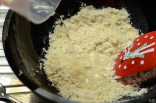 Какие ингредиенты необходимы для приготовления слоеного теста. Слоеное тесто в домашних условиях