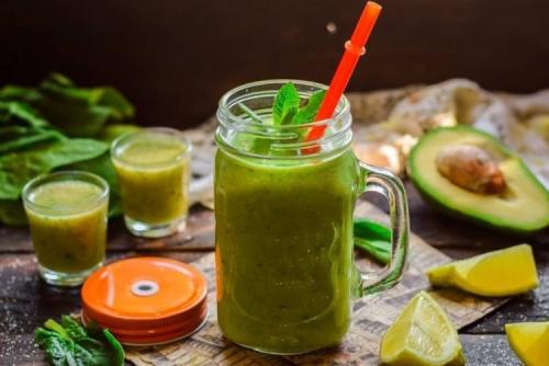 Смузи с яблоком и сельдереем. 20 смузи из сельдерея, которые станут вашими любимыми