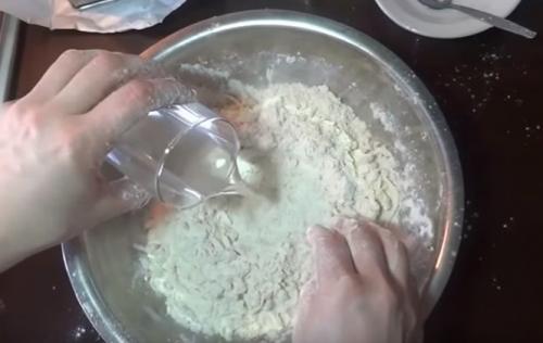 СЛОЕНОЕ тесто в домашних условиях быстрого.. Слоеное тесто: 3 быстрых бездрожжевых рецепта слоеного теста