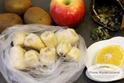 Смузи с яблоком киви и бананом. Смузи-боул из киви, яблока и бананов с добавлением лимона и мяты