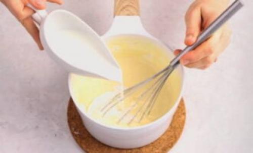 Торт Наполеон из слоеного бездрожжевого теста. Торт Наполеон из готового слоеного теста – 8 рецептов в домашних условиях