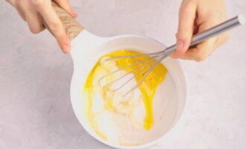 Торт Наполеон из слоеного бездрожжевого теста. Торт Наполеон из готового слоеного теста – 8 рецептов в домашних условиях