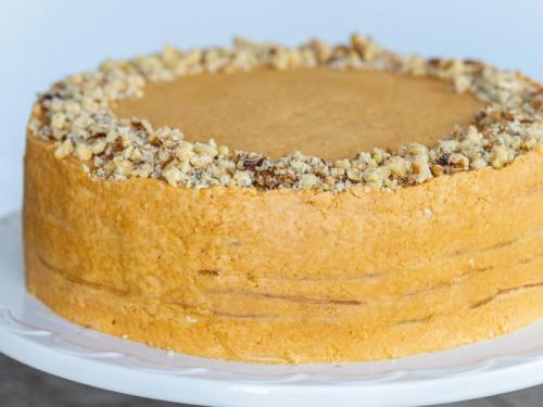 Наполеон с вареной сгущенкой и маслом. Торт Наполеон со сгущенкой и маслом   рецепт с безе Афганский