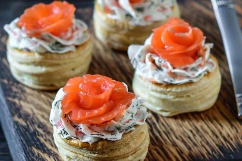 Какую начинку можно положить в слоеное тесто. 15 рецептов пирожков из слоеного теста на каждый день