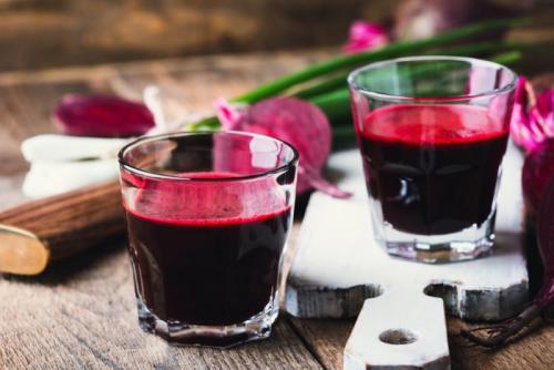 Свежевыжатый сок польза. Польза и вред свежевыжатых соков