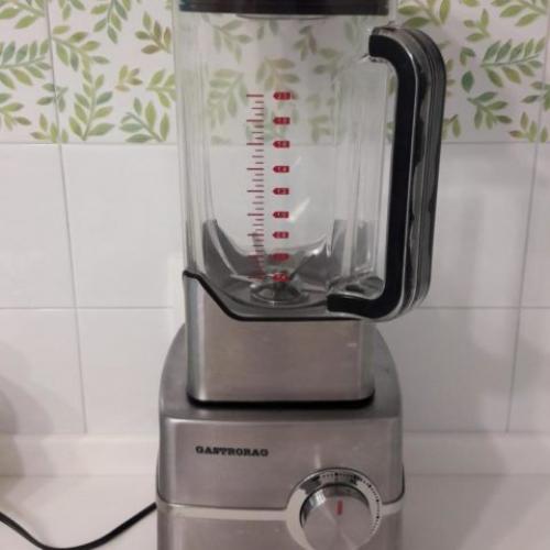 Блендер для колбасы. Блендер для мяса: как выбрать, рейтинг лучших моделей для измельчения