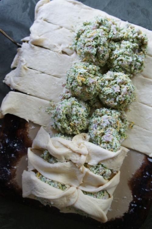 5 закусок из слоеного теста на праздничный. 9 обалденно вкусных закусок из слоеного теста