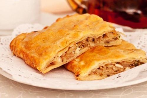 Пирог из слоеного теста: 15 вкусных рецептов приготовления