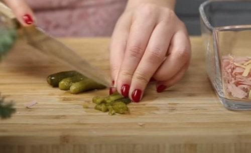 Кружочки из слоеного теста с начинкой. Закуски из слоеного теста с начинкой — лучшие рецепты на праздничный стол