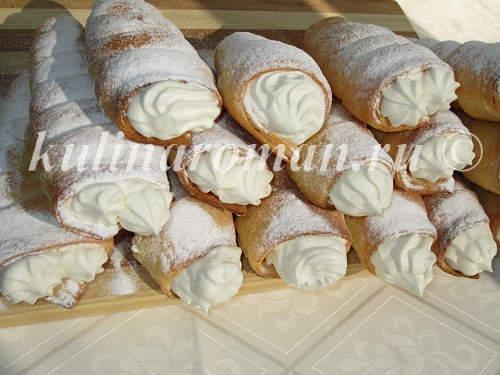 Как сделать трубочки из слоеного теста без формы. Ингредиенты: