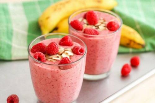 Что нужно для приготовления бананового молочного коктейля без блендера. 15 быстрых рецептов молочного коктейля с бананом