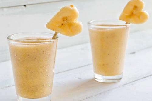 Что нужно для приготовления бананового молочного коктейля без блендера. 15 быстрых рецептов молочного коктейля с бананом
