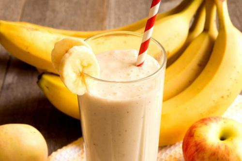 Что нужно для приготовления бананового молочного коктейля без блендера. 15 быстрых рецептов молочного коктейля с бананом
