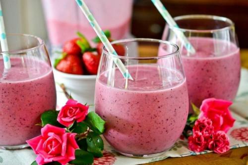 Какие ингредиенты необходимы для приготовления земляничного смузи. 20 смузи с клубникой, от которых у тебя потекут слюнки