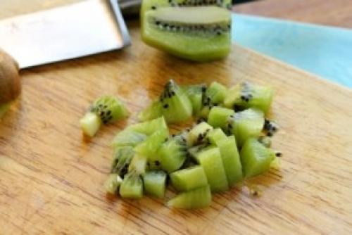 Можно ли использовать коктейль Банан и Киви без блендера в качестве десерта. Коктейль с киви и бананом