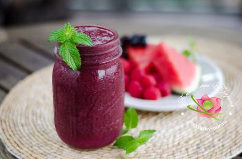 Ягодные рецепты смузи для блендера. Рецепты самых вкусных и сочных фруктовых смузи — разные варианты шейков в любое время