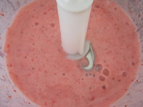 Смузи из замороженных ягод — витаминный фейерверк зимой