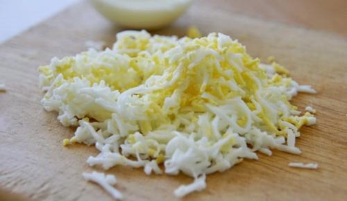 Тарталетки с красной рыбой огурцом и яйцом. Тарталетки с семгой: подборка самых вкусных рецептов