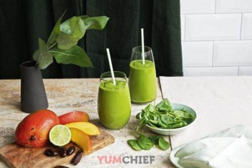 Как правильно приготовить фруктовый смузи с водой, чтобы сохранить максимум витаминов. Рецепты смузи на воде