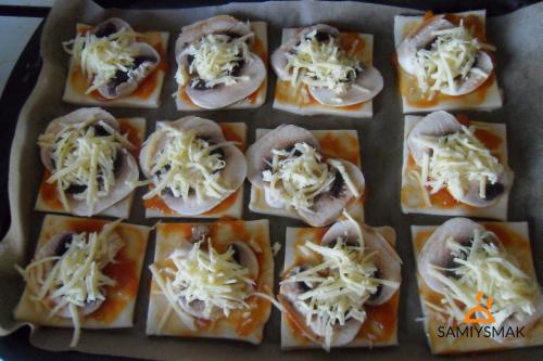 Пицца из слоеного бездрожжевого теста на сковороде. Мини-пицца из слоеного теста: лучшие кулинарные рецепты