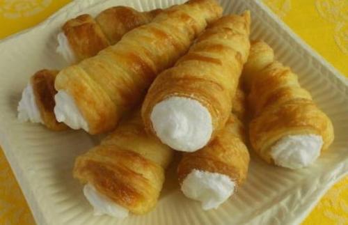Начинка для трубочек из слоеного теста. Трубочки из слоеного теста с белковым кремом