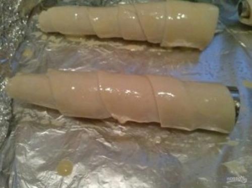 Трубочки с заварным кремом из слоеного теста. Трубочки с белковым заварным кремом