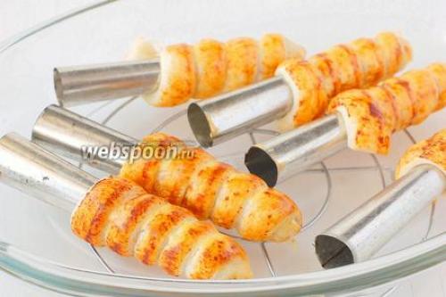 Трубочки с заварным кремом из слоеного теста. Трубочки с белковым заварным кремом 12