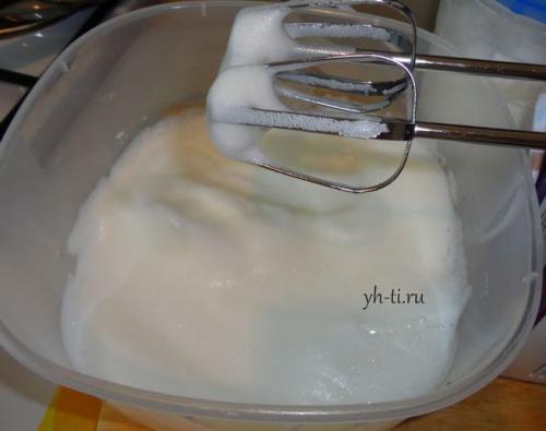 Заварные трубочки с белковым кремом. Пирожные «Трубочки» с заварным белковым кремом: рецепт с фото