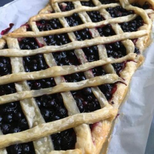 Торт из слоеного теста с ягодами. Пироги с ягодами, Пироги из слоеного теста - рецепты приготовления