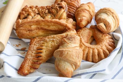 Самое лучшее слоеное тесто. Тестируем тесто: в каком слоеном больше слоев?