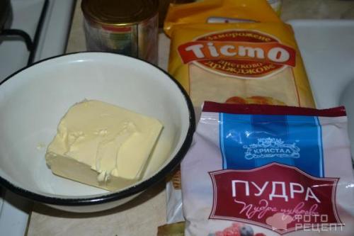 Трубочки из слоеного теста со сгущенкой. Рецепт: Трубочки из слоеного дрожжевого теста - С начинкой из вареной сгущенки