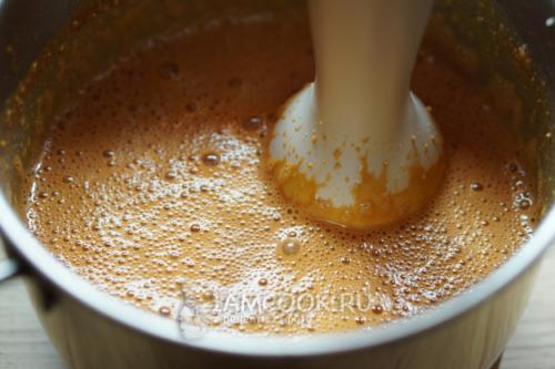 Вкусные слойки с вареной сгущенкой из слоеного теста: рецепт и подсказки 15