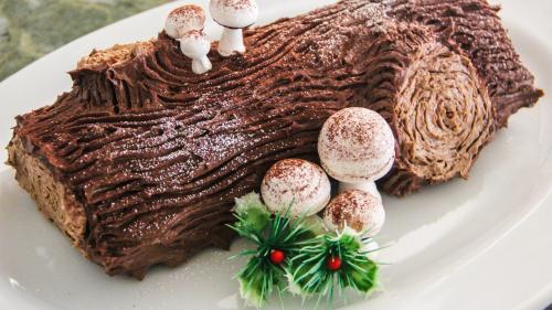 Вкусный и легкий: рецепт Полино торт из слоеного теста с вишней 10